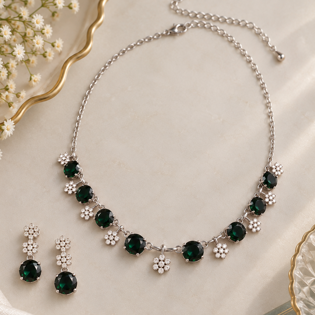 Parizaad Necklace Set