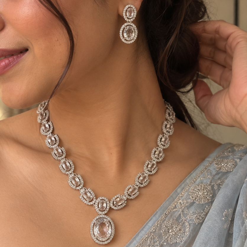 Nayaa Necklace Set
