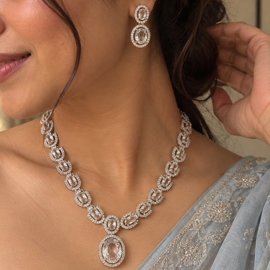 Nayaa Necklace Set