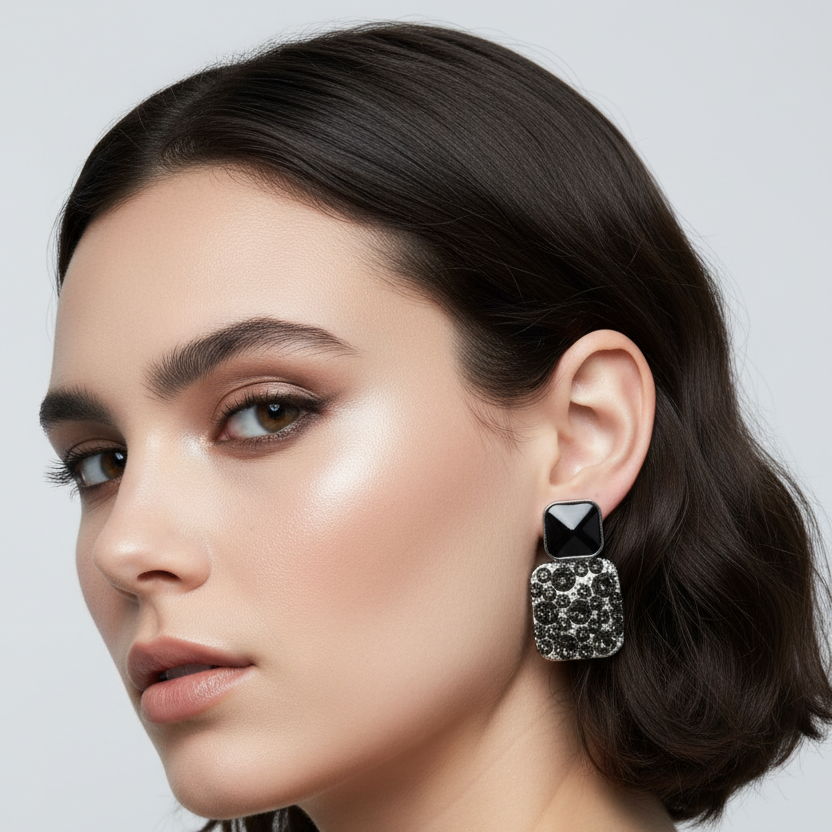 Black Crystal Pavé - Model