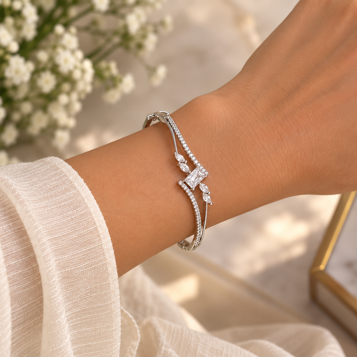 Lara Baguette Bracelet