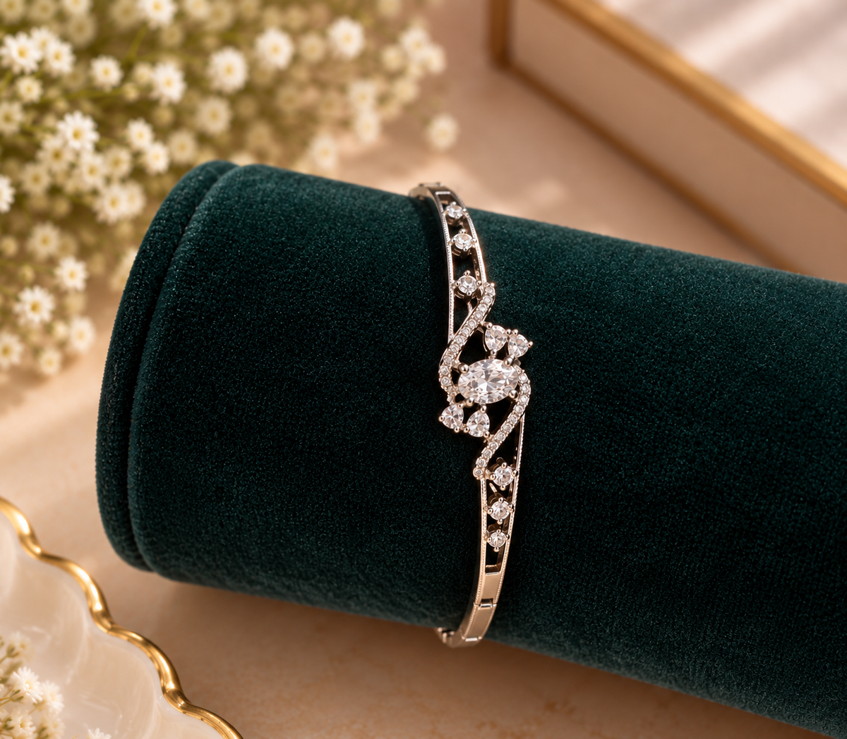Zaira solitaire bracelet