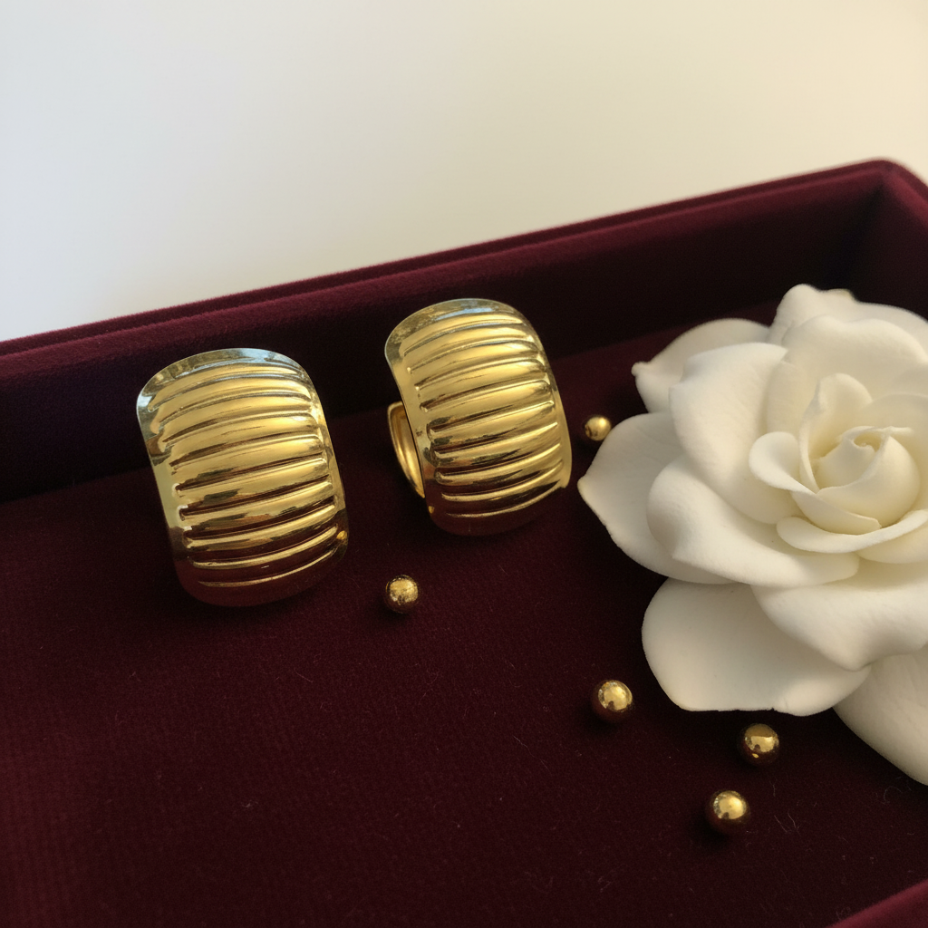 Chunky Gold Ribbed Rectangular Hoops – Burgundy Velvet Glamour