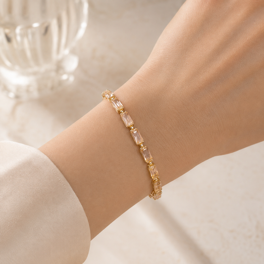 Less is more bracelet (pink and gold tone)