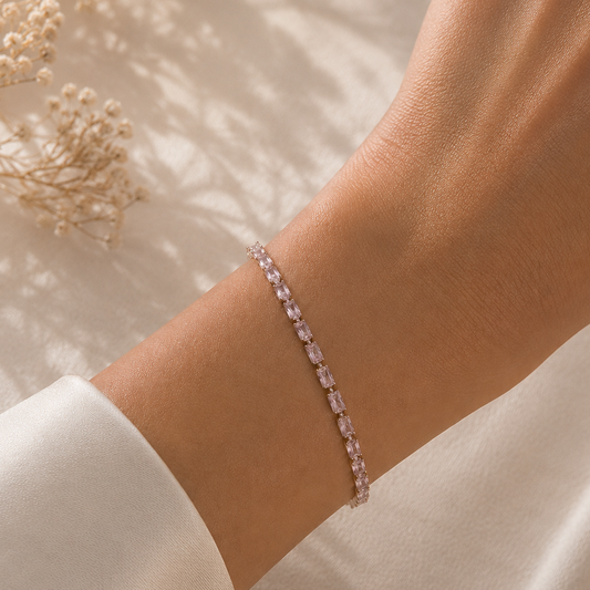 Less is more chick (blush pink and silver)